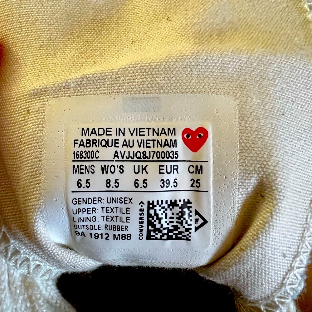 Brand new Converse x Comme Des Garsons shoes! - Picture 5 of 5
